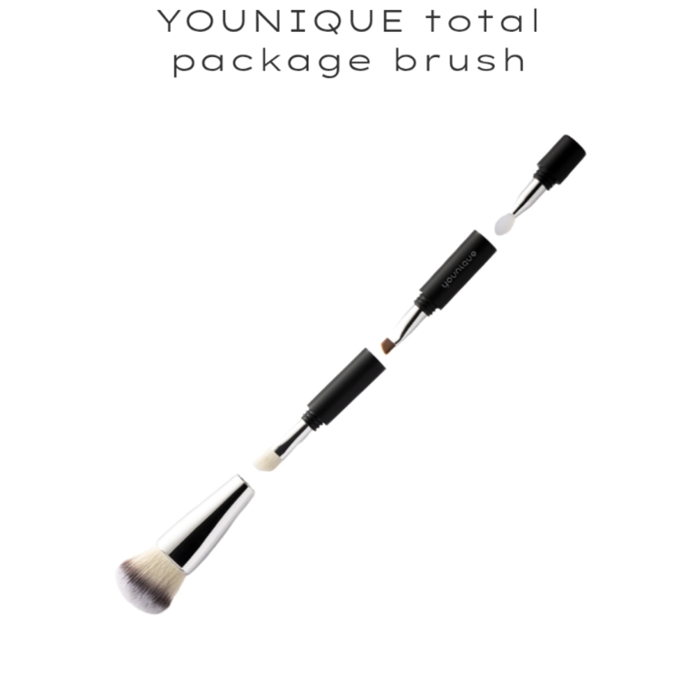 Younique Total Package Brush